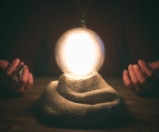 5 Situations In Which You Should Turn To A Psychic For Answers