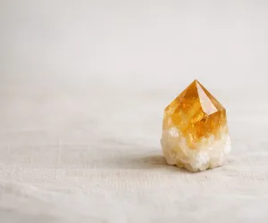 Citrine Stone: Meaning, Properties and How to Use It