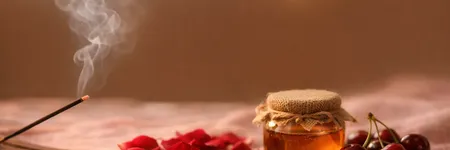 Incense for Love: Which One to Burn to Attract Love?