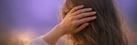 Itchy Scalp Spiritual Meaning: 3 Messages
