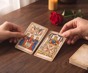 Couple Tarot: 9 Cards That Let Both Sides Speak
